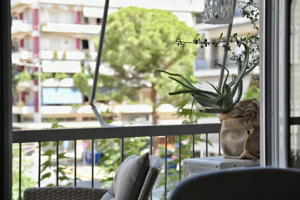 Pepromeno Luxury Apartment In The City Center Каламата Екстер'єр фото